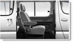 Аренда микроавтобуса Toyota Hiace с водителем